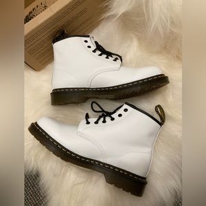 Smooth Leather Dr.Martens